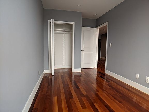 5th image of 21-34 Broadway #3G