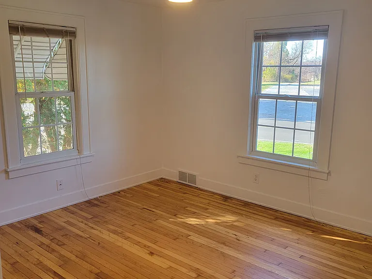 2261 Ridge Rd — Photo 16