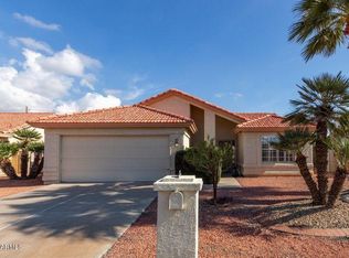 26621 S Saddletree Dr, Sun Lakes, AZ 85248