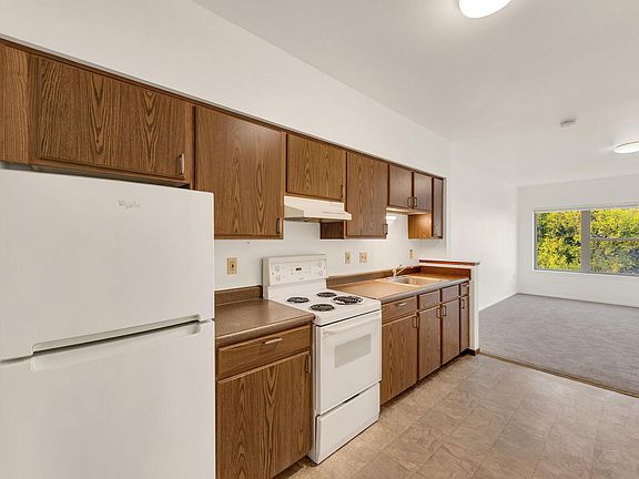 5th image of 1106 Pike St APT 413