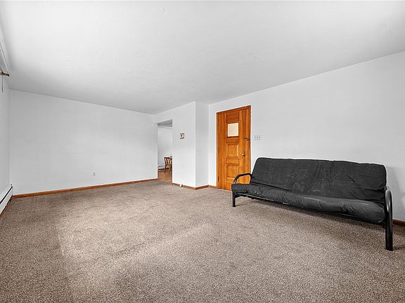 3rd image of 1353 Bower Hill Rd
