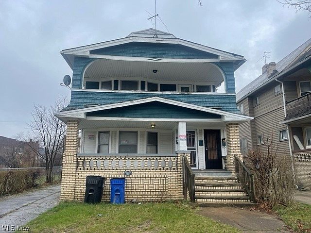 1st image of 3376 E 142nd St