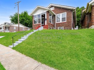 6997 Edison Ave, Saint Louis, MO 63121