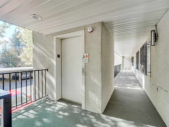 3rd image of 1111 W 6th Ave APT 301