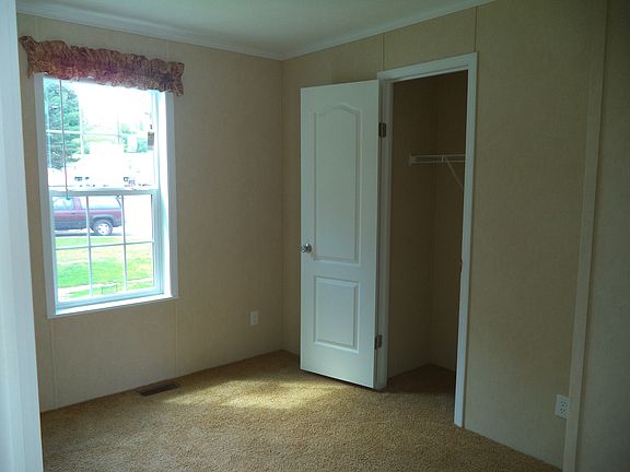 2nd image of 2360 Mead Dr