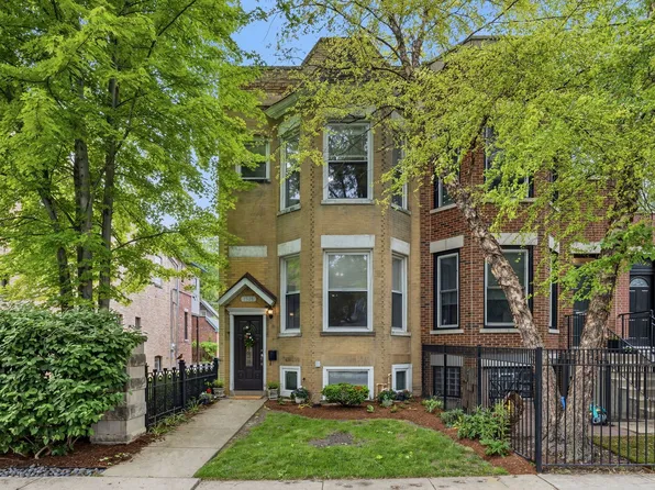 1926 W Oakdale Ave, Chicago, IL 60657