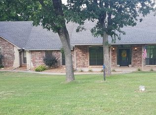 10800 Hunters Pointe, Edmond, OK 73034