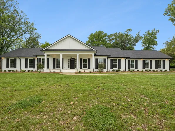 2965 N Thompson Ln, Murfreesboro, TN 37129