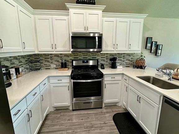 3rd image of 4412 Cascade Falls Ct