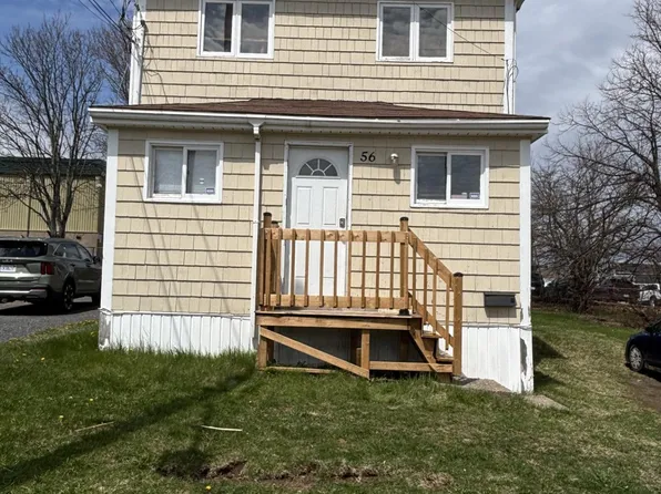 56 King St, Sydney Mines, NS B1V 1L8