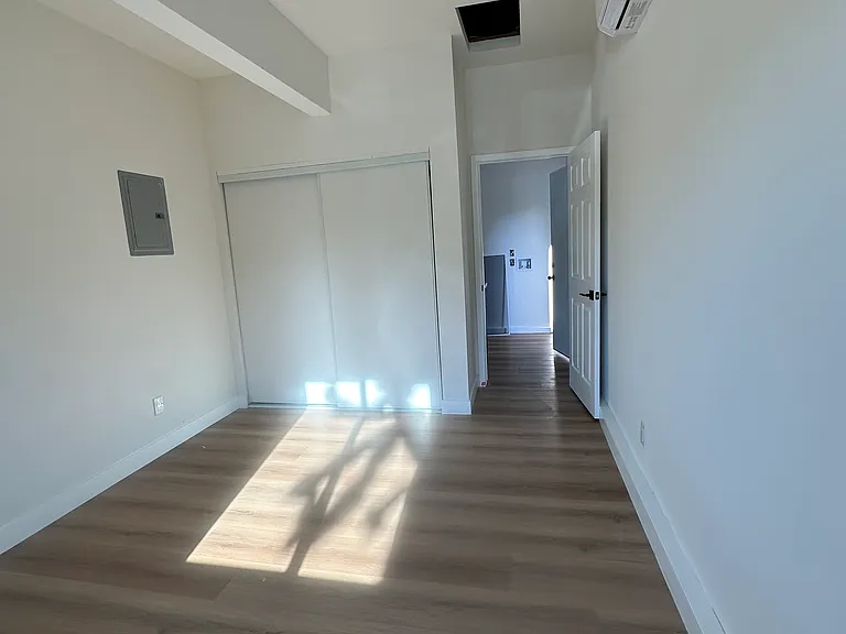 3637 Sedlock Dr — Photo 8