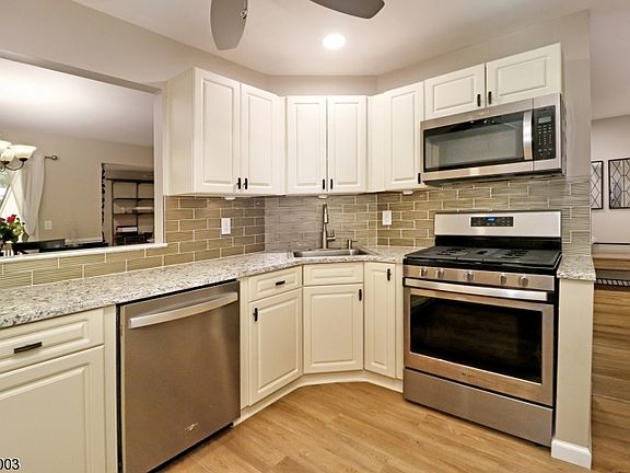3rd image of 22 Karam Cir