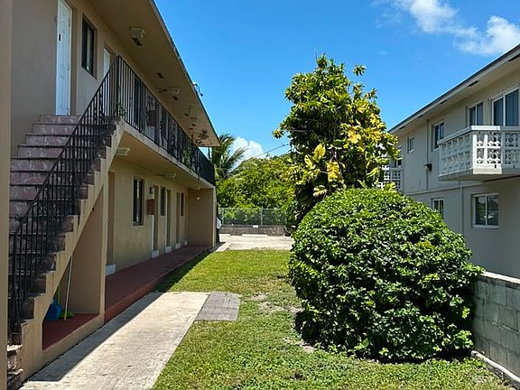 3rd image of 420 NW 47th Ave APT 4
