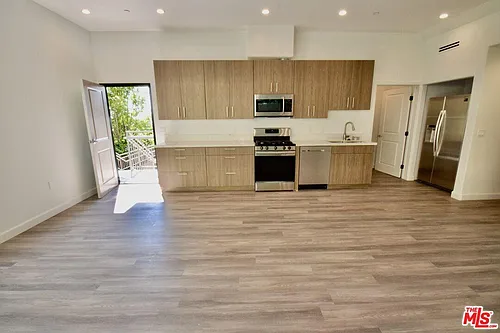2016 Rodney Dr #103 Photo 1 2016 Rodney Dr #103 Photo 1