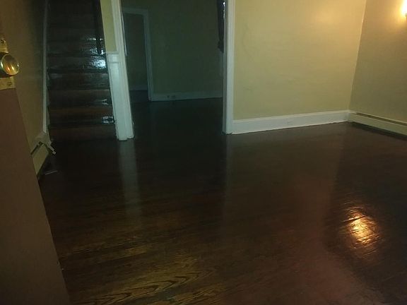 5th image of 6237 N Woodstock St