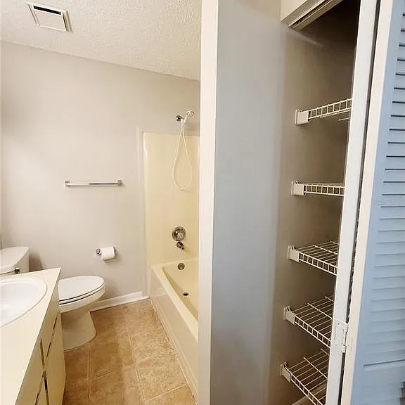 410 Landing Blvd #1 — Photo 14