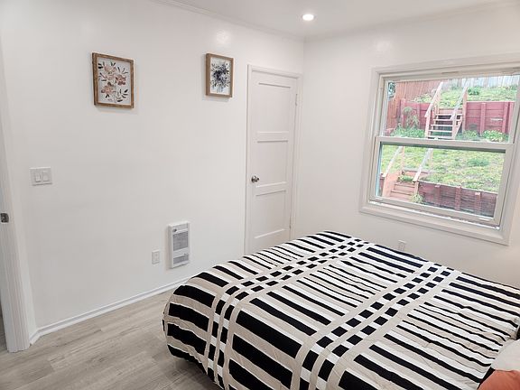 3rd image of 138 Byxbee St #2