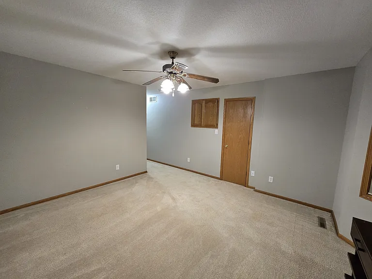 4710 Donald Dr — Photo 36