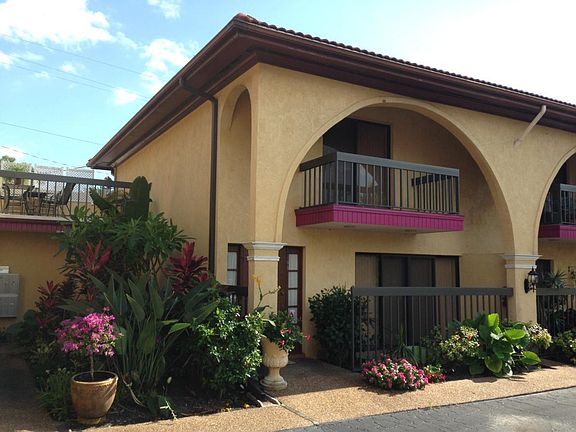 2nd image of 409 Menendez St APT 105