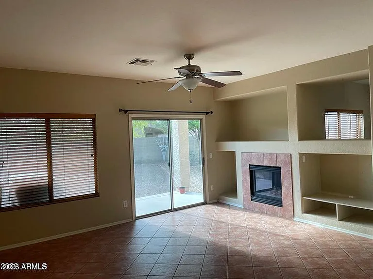 40725 N Apollo Way — Photo 4