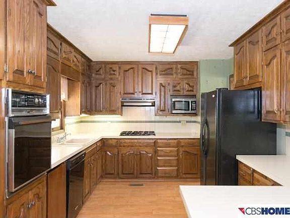 4th image of 7555 Windsor Dr