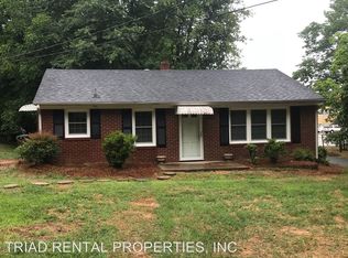1602 Fairway Rd, Asheboro, NC 27205