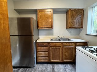 697 Greenwood Ave APT 2, Cincinnati, OH 45229