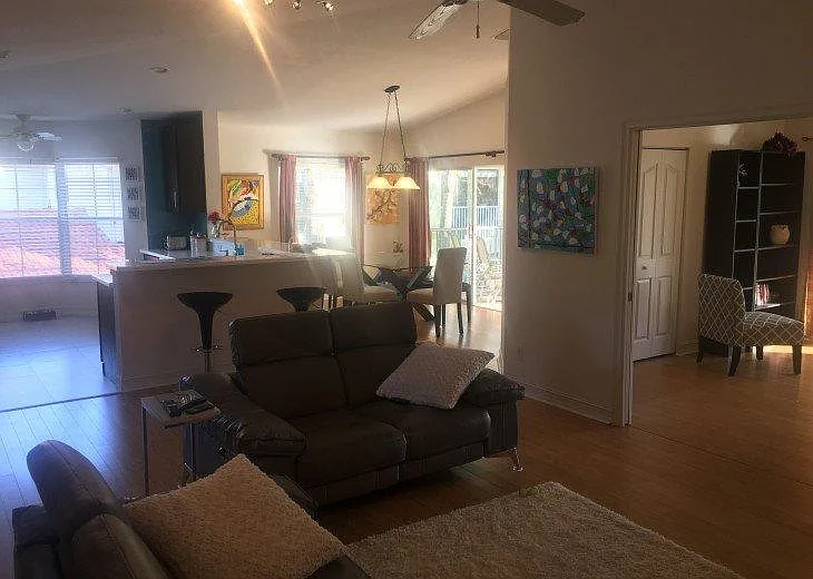 600 Diamond Cir #602 — Photo 9