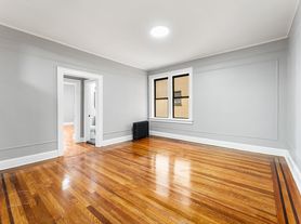 331 Elmora Ave
