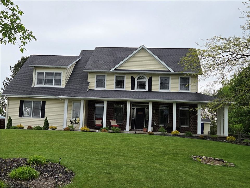 1st image of 105 Cedar Dr
