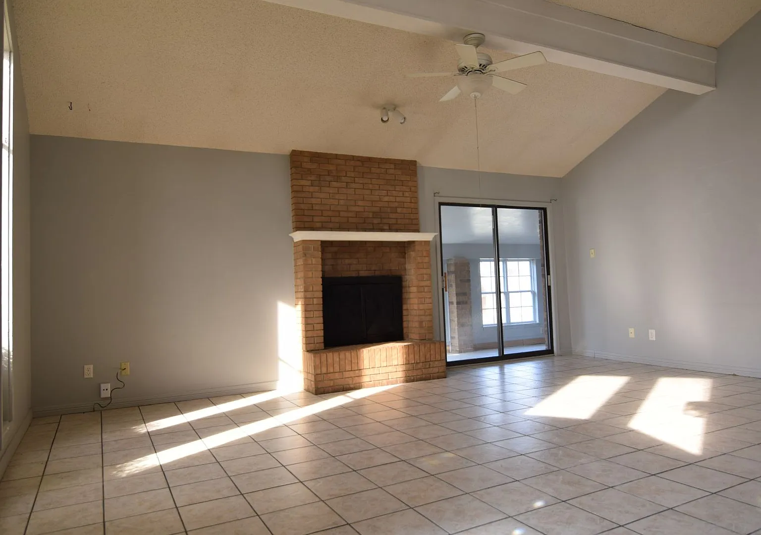 $1,500.00 Move-in-Special — Photo 2