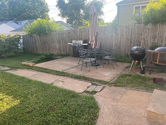 4th image of 6034 Fyler Ave