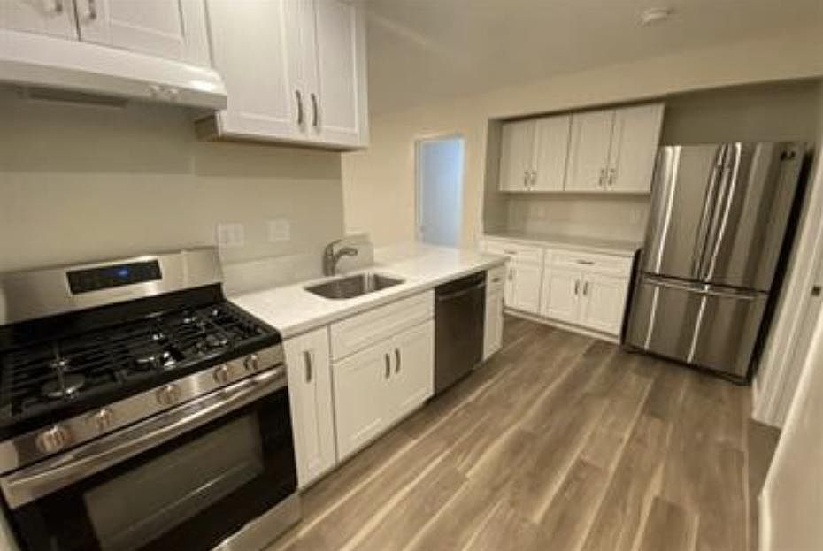 1st image of 6251-53 Dorothy Dr