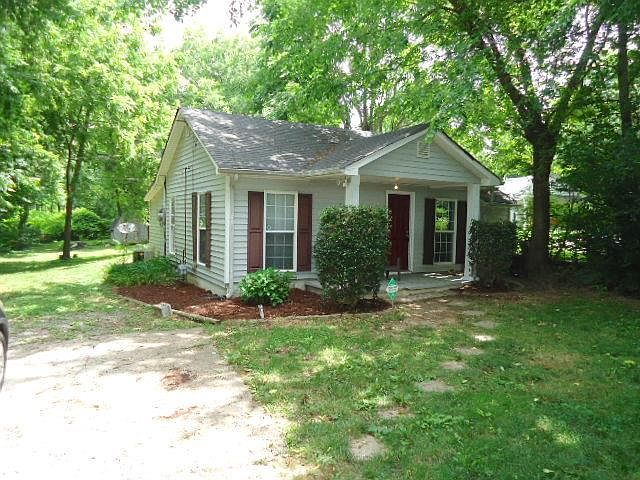 1st image of 1567 Golf Club Ln