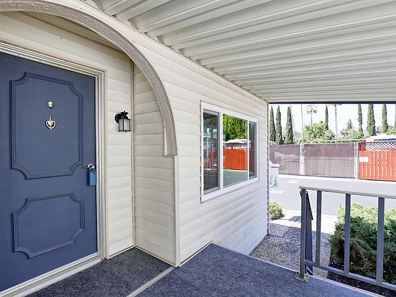 4th image of 153 Walnut Dr #153