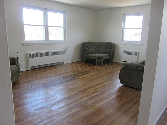 2nd image of 284 Claremont Ave #A7-108