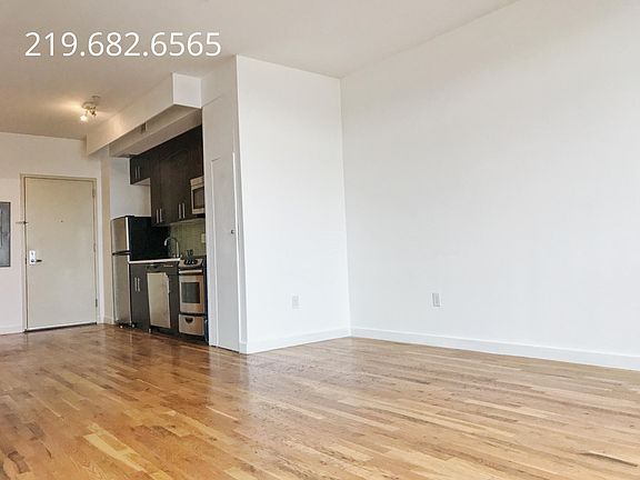 2nd image of 184 Noll St APT 03B