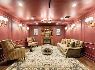 Reside 707, Chicago, IL 60613