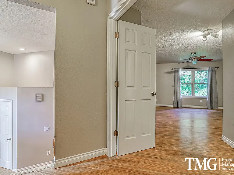 11004 NE Sherwood Dr — Photo 10