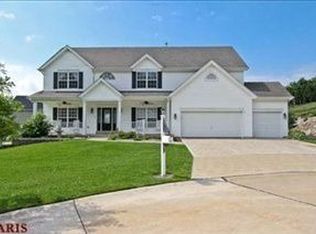 1553 Hunters Meadow Dr, O'Fallon, MO 63366