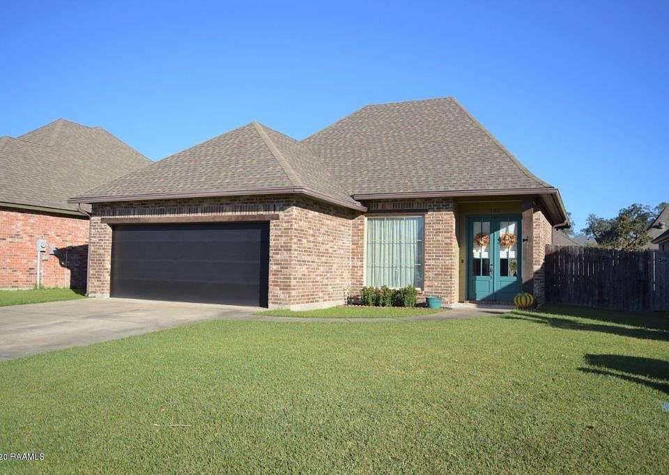 1st image of 105 Fox Creek Dr