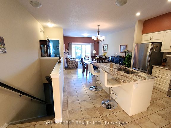 5th image of 945 Cook Dr