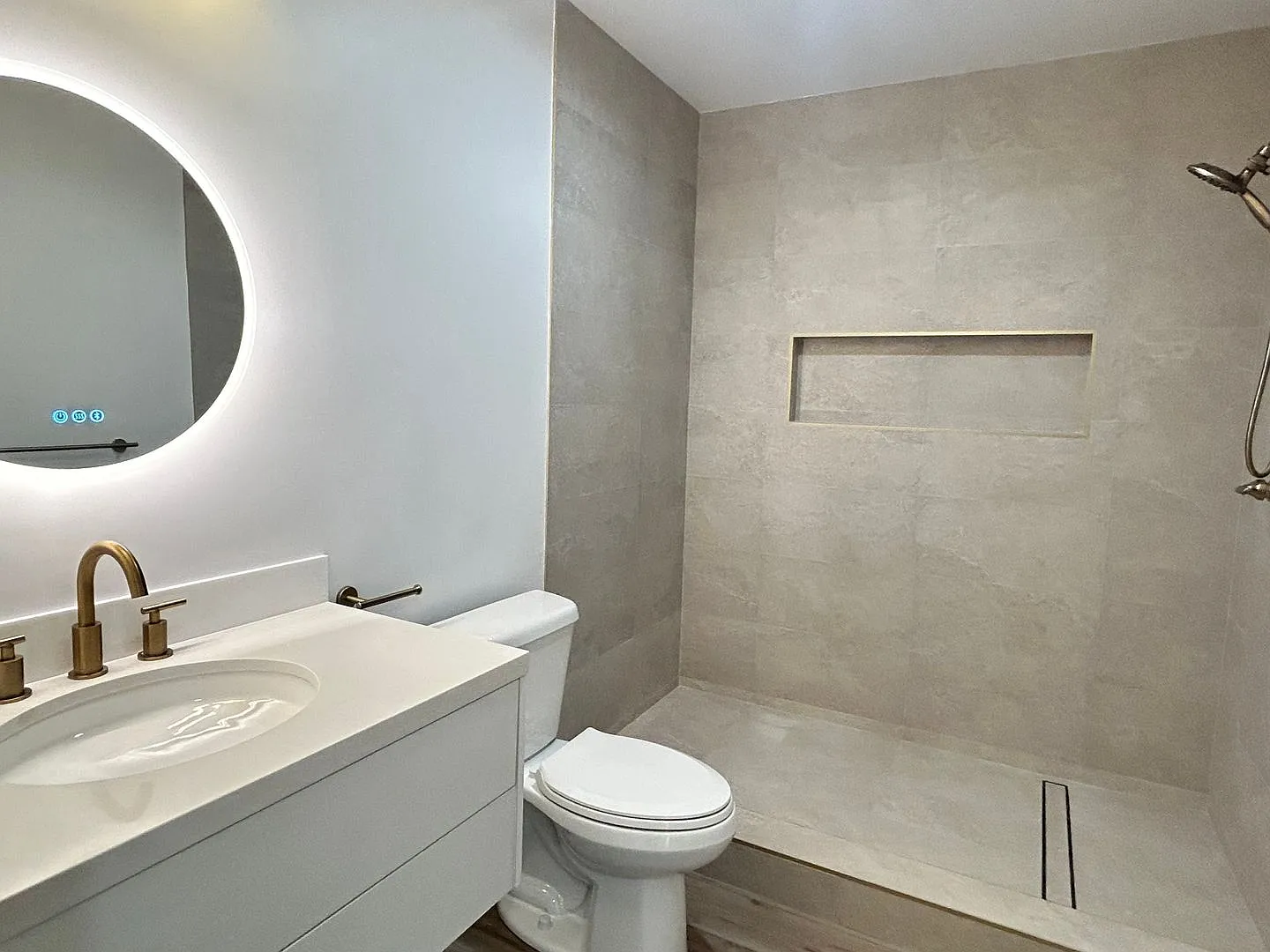 14640 Halldale Ave — Photo 4