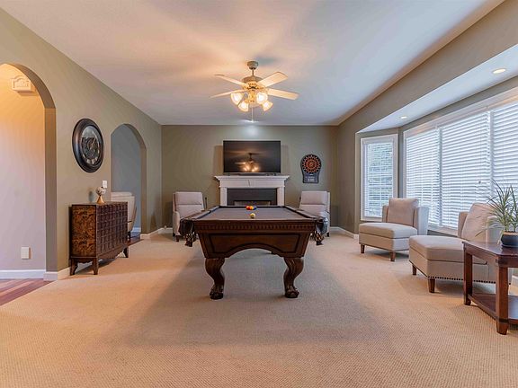 5th image of 9517 N Oakforest Ct