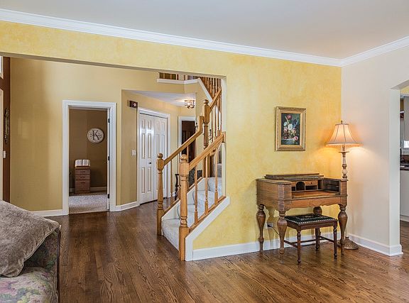2nd image of 214 Wilcox Dr