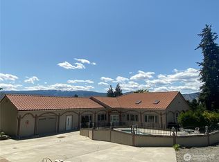 1055 N Jackson Ave, East Wenatchee, WA