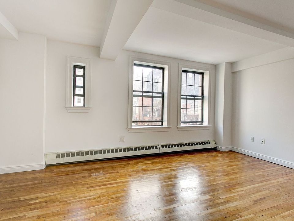1st image of 17 Park Ave APT 1502