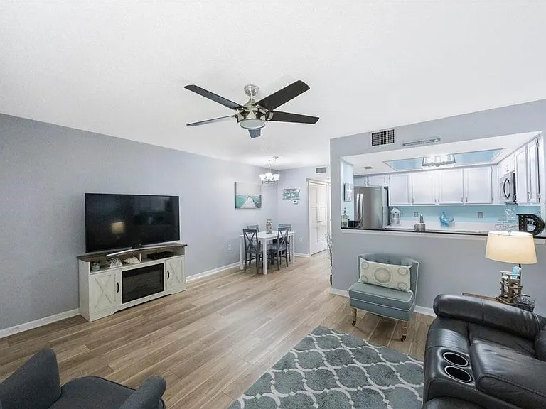 404 Hammock Pine Blvd #404 — Photo 7
