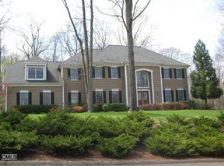 4 Encampment Pl, Ridgefield, CT 06877