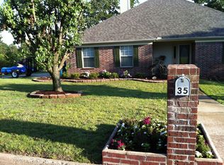 35 Springridge Dr, Little Rock, AR 72211